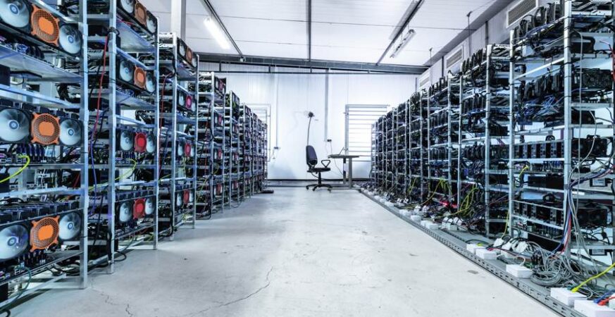 Bitcoin Miners Struggle Against Surging Hashrate: Unveiling the Decline in Monthly Production