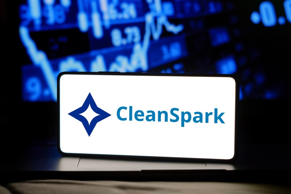 "Cleanspark's Bitcoin Holdings Skyrocket Past 10,000 BTC, Securing Fourth Spot Among Top Corporate Investors"