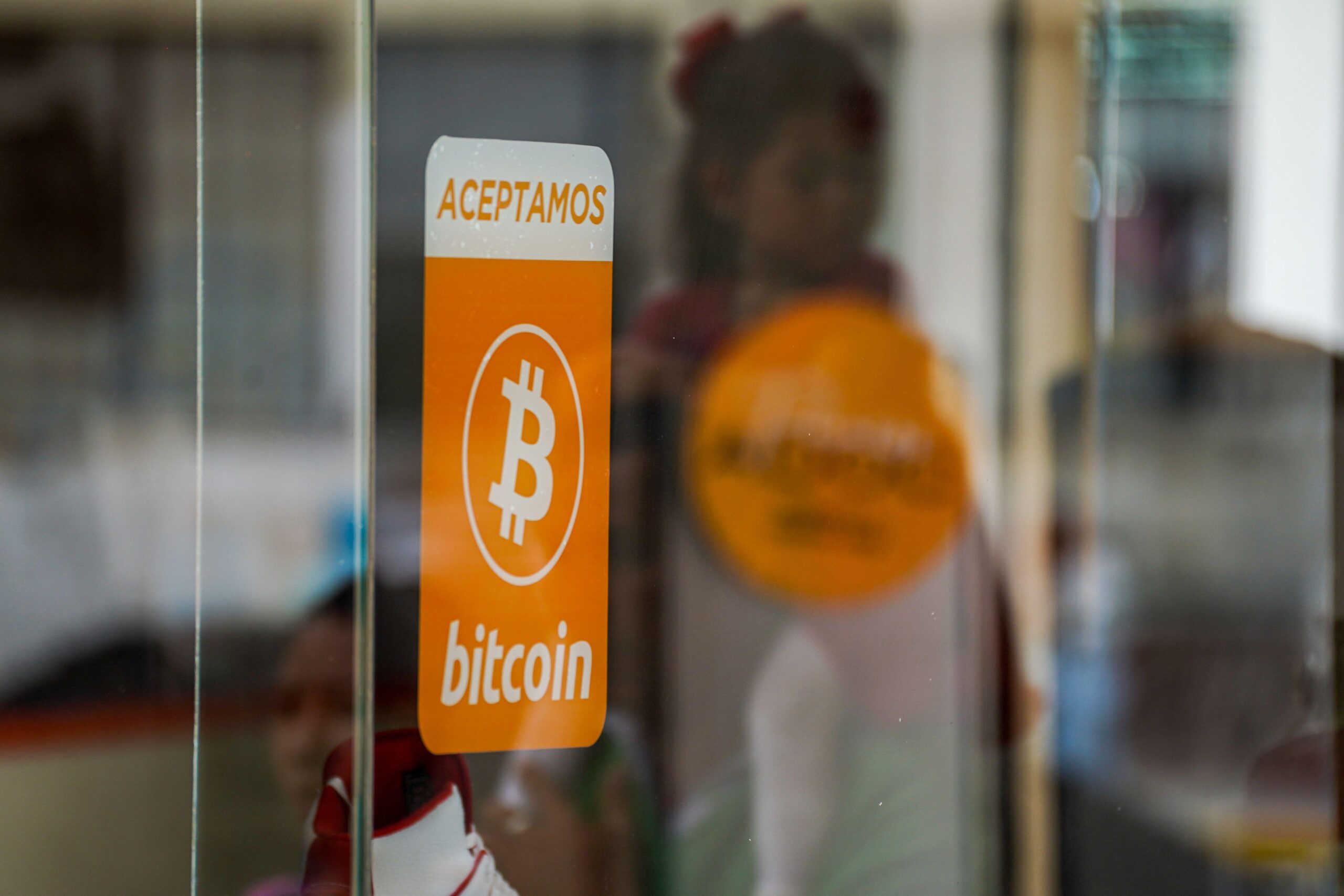 El Salvador's Bukele Defiant: Bitcoin Purchases to Persist Despite IMF Pressure