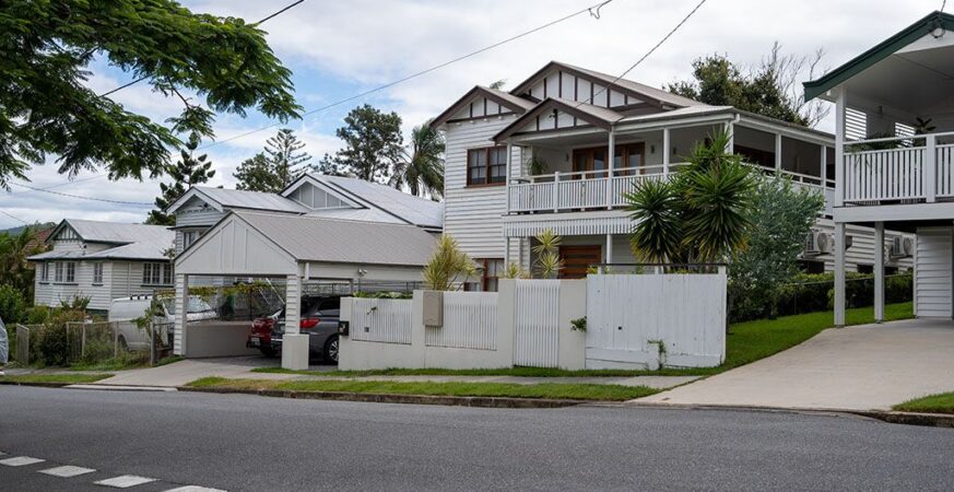 Melbourne Real Estate Outlook: Lower Interest Rates Sparking a Thriving Wave of Property Growth