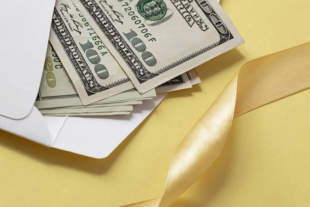Viral Envelope Problem Helps College students Save ,000
